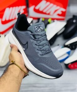 Alternative view of Nk air zoom runners