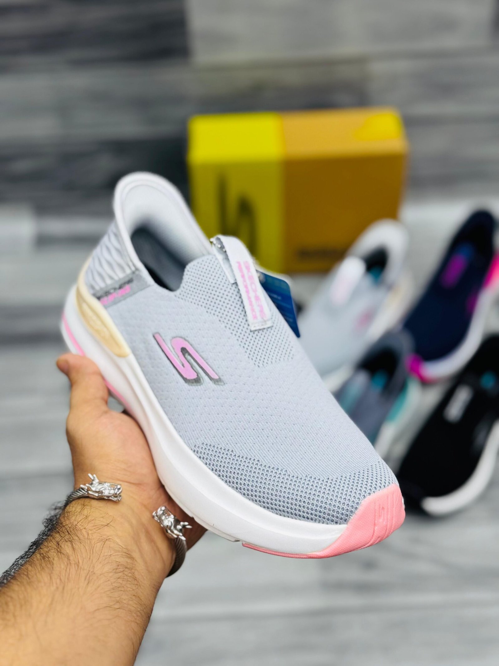 074007b5-d7d9-419d-92b5-3c43651978f2