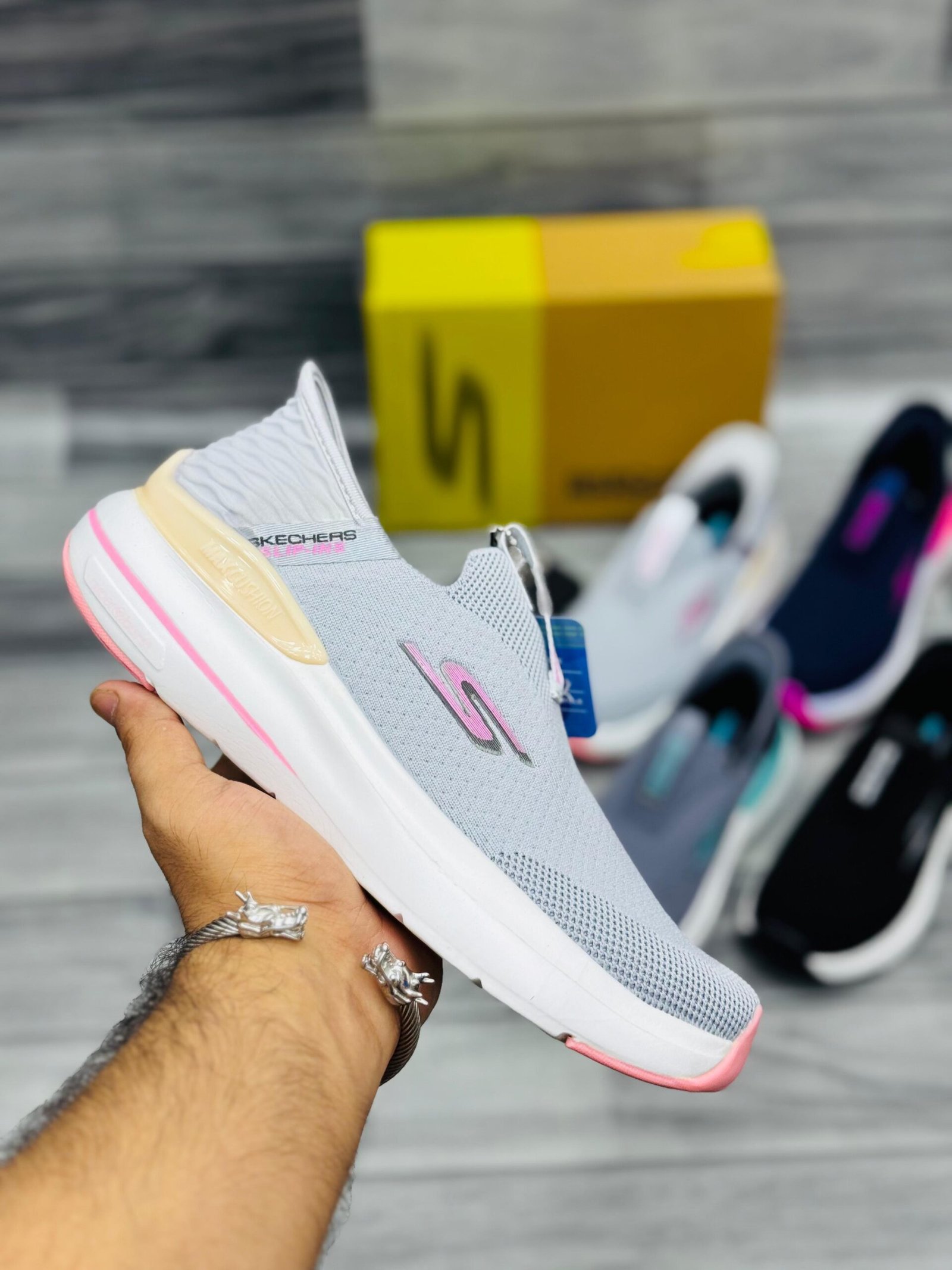 4568e1d8-3c63-4656-bb47-cf74694c5656