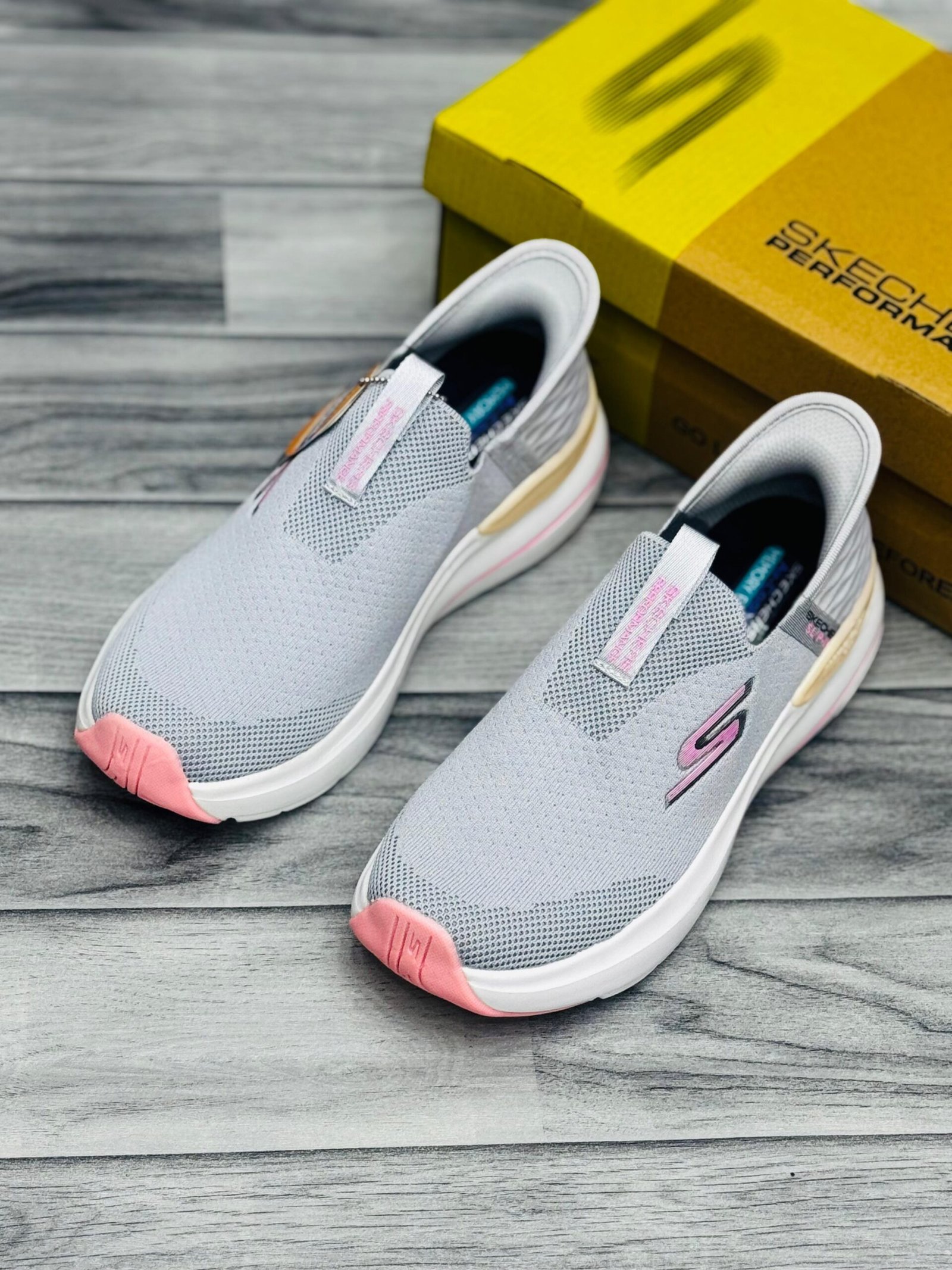 77fffdbf-bb64-4698-8255-f5f4d4da88e9