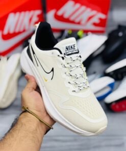Alternative view of Nk air zoom runners