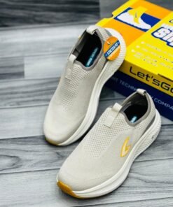 Alternative view of SKH-Let’s Go ULTRA LIGHT