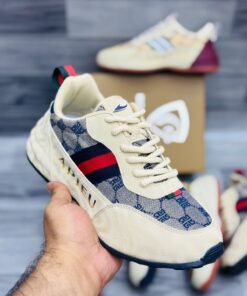 APIEU – Chunky Sneakers 1.O